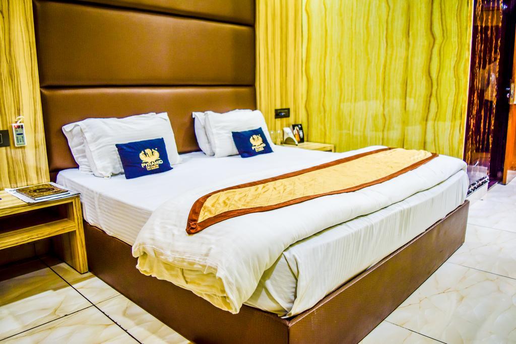 Hotel Puran Palace Ambāla Esterno foto